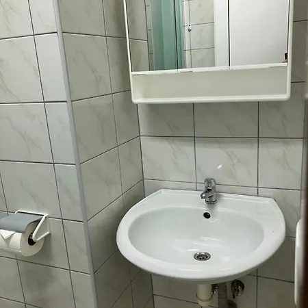 Austrian Business Centrum Ufo Einsteinova Гостевой дом 3*
