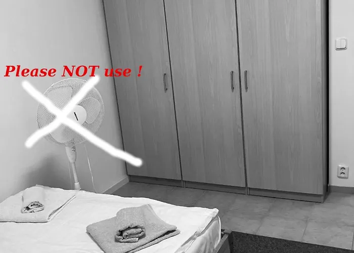 Austrian Business Centrum Ufo Einsteinova 3*