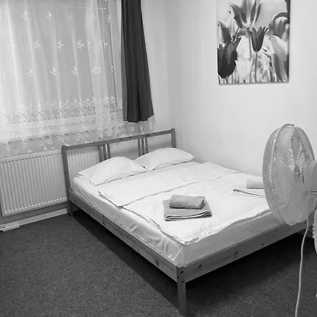 Austrian Business Ufo Einsteinova