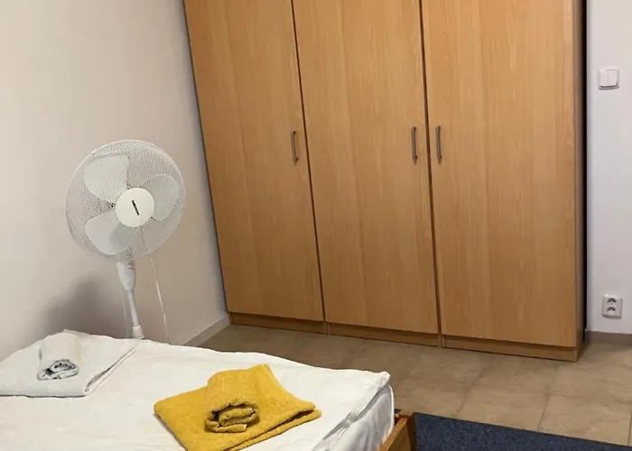 Guest house Austrian Business Centrum Ufo Einsteinova Bratislava